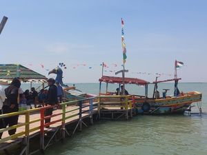 Pantai Baro, Permata Tersembunyi di Pesisir Cirebon Pantai Baro, Permata Tersembunyi di Pesisir Cirebon
