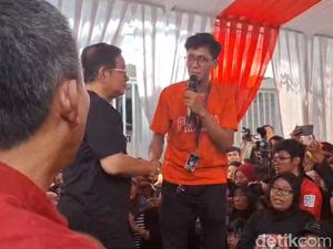 Di Depan Jakmania Jakbar, Pramono-Rano Janji Bikin Jakmania Center di JIS