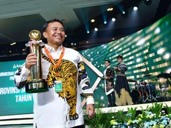 Pemprov Jabar Bawa Pulang Piala Wahana Tata Nugraha Wiratama 2024