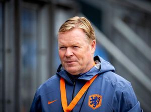 Koeman Coret Bergwijn karena Main di Arab, kok Tetap Panggil Wijnaldum? Koeman Coret Bergwijn karena Main di Arab, kok Tetap Panggil Wijnaldum?