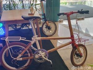 Sepeda Bambu Labuan Bajo: Oleh-Oleh Unik Eksklusif dari Destinasi Superprioritas Sepeda Bambu Labuan Bajo: Oleh-Oleh Unik Eksklusif dari Destinasi Superprioritas