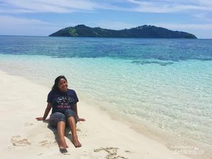Spot Foto Cantik di Bunaken, Pulau Nain Spot Foto Cantik di Bunaken, Pulau Nain