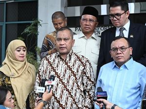 DPR Harap Kemenag Prioritaskan Pansus Angket Haji agar Investigasi Selesai DPR Harap Kemenag Prioritaskan Pansus Angket Haji agar Investigasi Selesai
