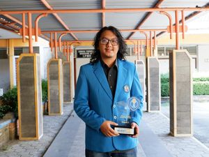 Cerita Dimas Tekuni Bug Hunter hingga Sabet Anugerah Bug Bounty 2024 Cerita Dimas Tekuni Bug Hunter hingga Sabet Anugerah Bug Bounty 2024