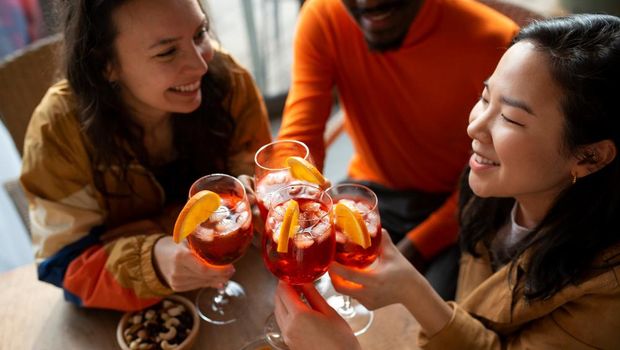 Hubungan mengonsumsi minuman manis dengan berat badan/foto: freepik.com/freepik
