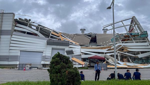 Infrastruktur Vietnam Porak-poranda Dihantam Topan Yagi