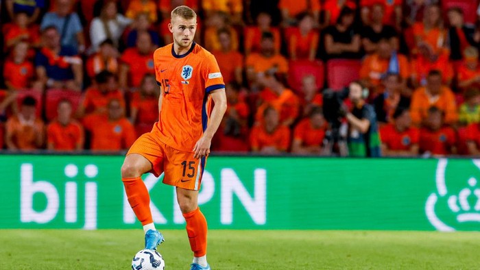 Eindhoven, Netherlands - September 7: Matthijs de Ligt of the Netherlands controls the ball during the UEFA Nations League 2024/2025 League A - Group 3 match between Netherlands and Bosnia-Herzegovina at Philips Stadium on September 7, 2024 in Eindhoven, Netherlands. (Photo by Marcel ter Bals/DeFodi Images/DeFodi via Getty Images)