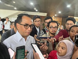 Tiket Pesawat Ditargetkan Turun 10%, Menhub Usul 4 Hal Ini