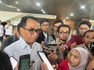Soal Rencana Subsidi KRL Berbasis NIK, Ini Kata Menhub Soal Rencana Subsidi KRL Berbasis NIK, Ini Kata Menhub