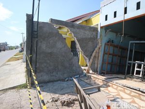 Sungai Juwana Kering Disebut Penyebab Tanah Gerak Rusak 21 Bangunan di Pati Sungai Juwana Kering Disebut Penyebab Tanah Gerak Rusak 21 Bangunan di Pati