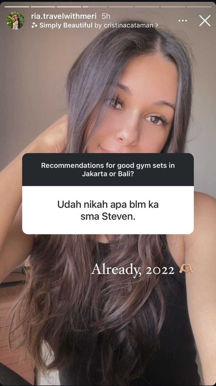 Unggahan Ria Andrews