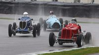 Seru-seruan di Balap Mobil Antik Goodwood Revival