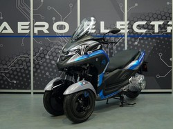 Kenalan Sama WMC300+, Skuter Listrik Tiga Roda Kembaran Yamaha Tricity