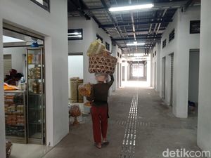 Pemprov Bali Klaim Stok Bahan Pokok dan Daging Babi Aman Jelang Galungan Pemprov Bali Klaim Stok Bahan Pokok dan Daging Babi Aman Jelang Galungan