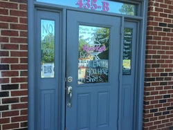 Dikritik Warganet, Aturan Berbusana di Restoran Ini Terlalu Ribet