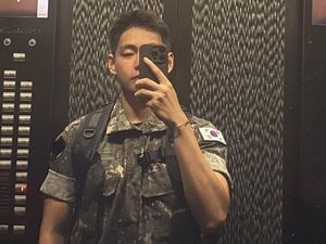 Militer Korsel Bantah V BTS Dapat Perlakuan Khusus Militer Korsel Bantah V BTS Dapat Perlakuan Khusus