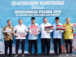 TNI-Polri Kumpulkan 3 Paslon Wujudkan Pilkada Damai, Ini Kata Pemprov Riau TNI-Polri Kumpulkan 3 Paslon Wujudkan Pilkada Damai, Ini Kata Pemprov Riau