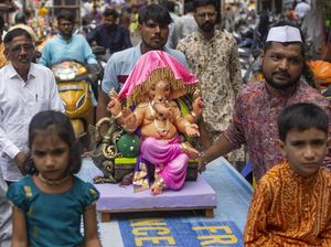 Intip Perayaan Festival Ganesha Chaturthi di India