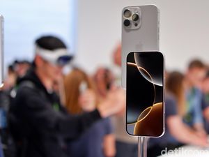 Sinyal Menteri Investasi Cabut Larangan Penjualan iPhone 16 di Indonesia Sinyal Menteri Investasi Cabut Larangan Penjualan iPhone 16 di Indonesia