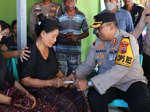 Polisi di Sikka Tabrak Pejalan Kaki hingga Tewas Polisi di Sikka Tabrak Pejalan Kaki hingga Tewas