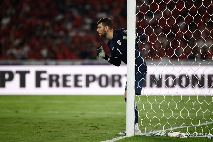 JAKARTA, INDONESIA - SEPTEMBER 10: Maarten Vincent Paes of Indonesia looks on during the FIFA World Cup Asian 3rd Qualifier Group C match between Indonesia and Australia at Gelora Bung Karno Stadium on September 10, 2024 in Jakarta, Indonesia. (Photo by Robertus Pudyanto/Getty Images)