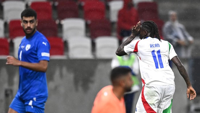 BUDAPEST, HUNGARY - SEPTEMBER 09: Moise Kean of Italy celebrates his goal during the UEFA Nations League 2024/25 League A Group A2 match between Israel and Italy at  on September 09, 2024 in Budapest, Hungary. (Photo by Image Photo Agency/Getty Images)