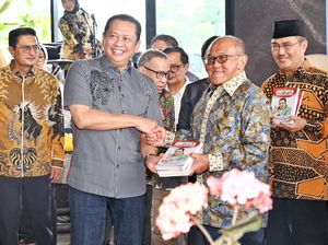 Ketua MPR Bamsoet Luncurkan Lima Buku Terbaru di Hari Ulang Tahun Ke-62