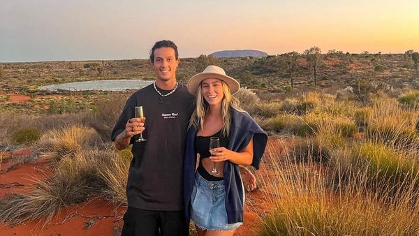 Foto: Pasangan Kontroversial yang Dihujat karena Bikin Video Vulgar