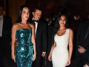 Orlando Bloom Kepergok Lirik Bokong Kim Kardashian Saat Bersama Katy Perry