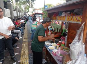Berkah Penjual Makanan di GBK Jelang Laga Timnas Indonesia Vs Australia