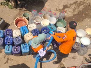 Bupati DS: Segera Lapor ke Desa dan Kecamatan Jika Butuh Air Bersih