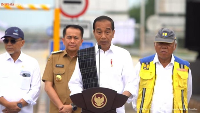 Presiden Jokowi meresmikan ruas jalan tol Binjai-Langsa dan Kuala Tanjung-Tebing Tinggi-Parapat. Presiden Jokowi meresmikan ruas jalan tol Binjai-Langsa dan Kuala Tanjung-Tebing Tinggi-Parapat.