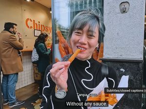 Ria SW Kulineran di Belanda, Jajan Kentang Goreng dan Cookies Viral Ria SW Kulineran di Belanda, Jajan Kentang Goreng dan Cookies Viral