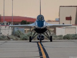 60 Negara Dukung Penggunaan AI pada Militer, China Abstain