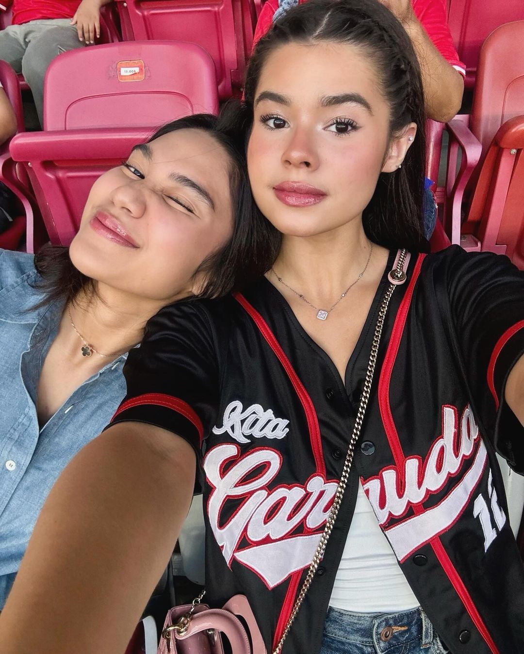 Azizah Salsha Nonton Pertandingan Timnas Azizah Salsha Nonton Pertandingan Timnas