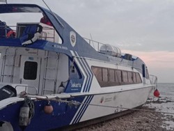 22 Jam Kapal Dishub DKI Kandas Dekat Pulau Pari, Belum Bisa Dievakuasi