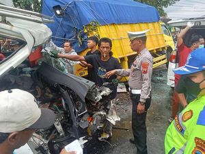 Tabrakan Beruntun 3 Truk di Banyumas, 2 Orang Tewas