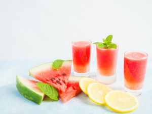 5 Kombinasi Buah dengan Rempah dan Bunga, Makin Segar dan Enak 5 Kombinasi Buah dengan Rempah dan Bunga, Makin Segar dan Enak