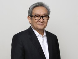 Nyoman Sukena Terdakwa Kasus Landak Berhentikan Pengacara