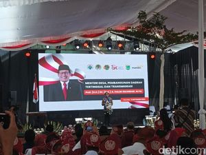 Gus Halim Pamit Akhiri Jabatan Mendes Usai Rumahnya Digeledah KPK Gus Halim Pamit Akhiri Jabatan Mendes Usai Rumahnya Digeledah KPK