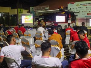 Nobar Timnas Jadi Sarana Ciptakan Pilkada Aman dan Damai di Kota Pasuruan Nobar Timnas Jadi Sarana Ciptakan Pilkada Aman dan Damai di Kota Pasuruan