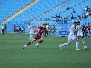 Data dan Fakta Laga PSM Vs Persib: Lini Depan Tumpul Data dan Fakta Laga PSM Vs Persib: Lini Depan Tumpul