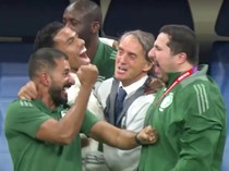 Semringahnya Mancini Saat 10 Pemain Arab Saudi Bungkam China