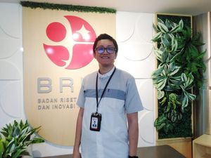 Kenalan dengan Reza, Profesor Riset BRIN Termuda yang Aktif Teliti Sampah di Laut Kenalan dengan Reza, Profesor Riset BRIN Termuda yang Aktif Teliti Sampah di Laut