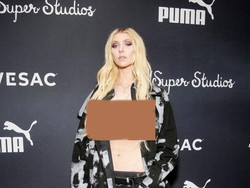 Artis Cilik Kini Sudah Dewasa Muncul di Publik Pamer Payudara