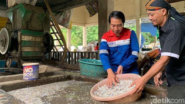 Top! Di Sini Sampah Plastik Disulap Jadi Cuan