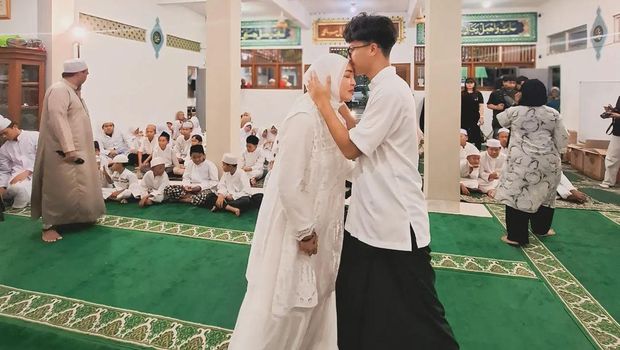 Ulang Tahun Keanu Massaid