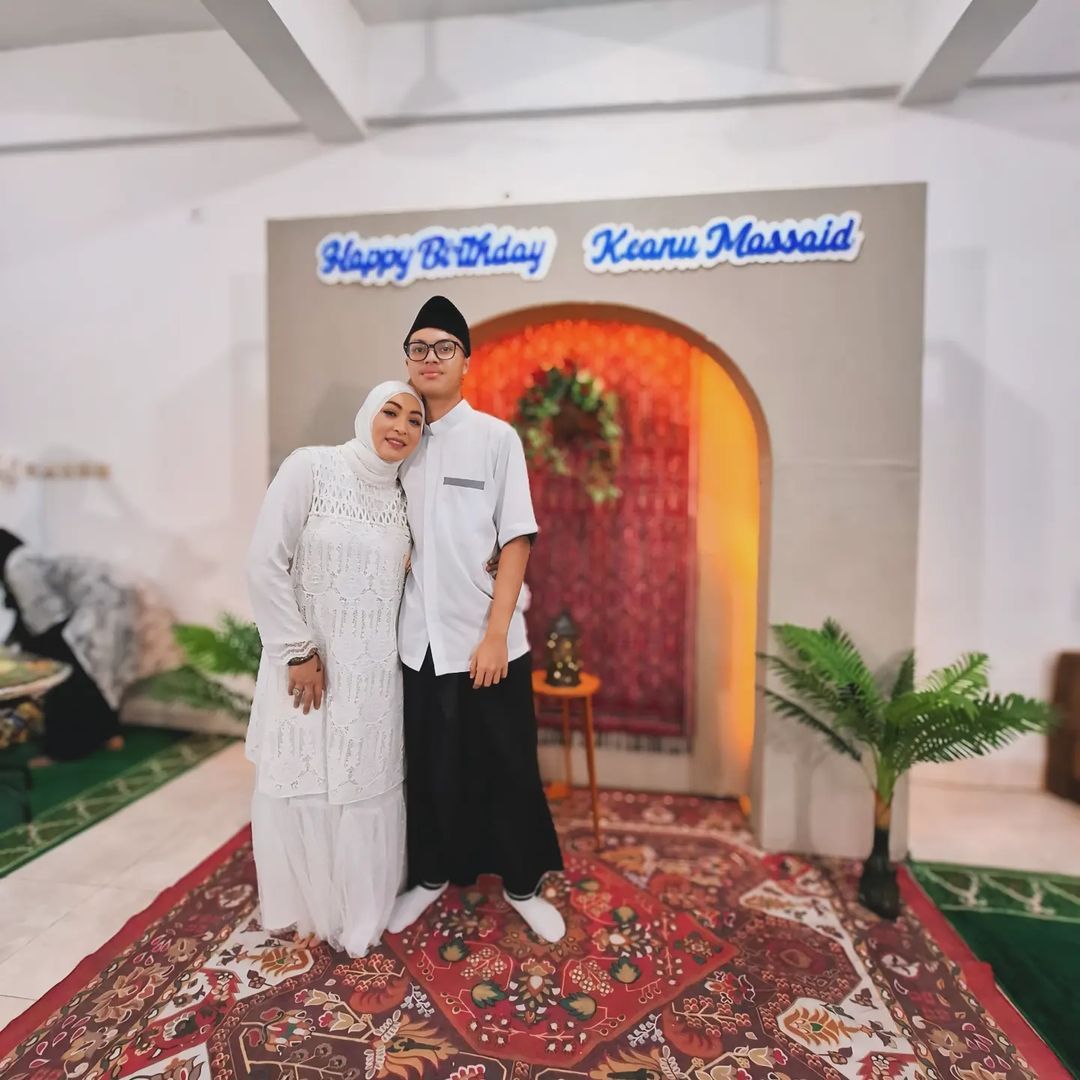 Ulang Tahun Keanu Massaid