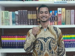 Kisah Yudha, Guru Berprestasi yang Mengajar Sebelum Lulus Kuliah