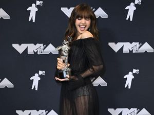 Selamat! Lisa BLACKPINK Menang Best K-Pop MTV VMA 2024 Selamat! Lisa BLACKPINK Menang Best K-Pop MTV VMA 2024